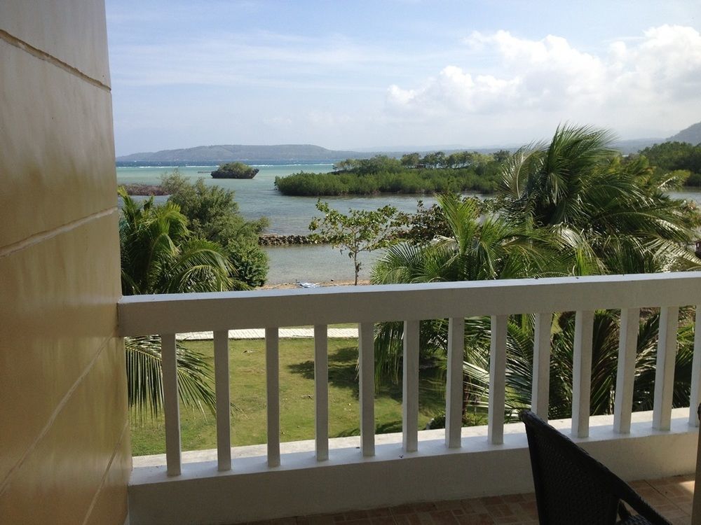 Moalboal Beach Resort Alcantara  Extérieur photo