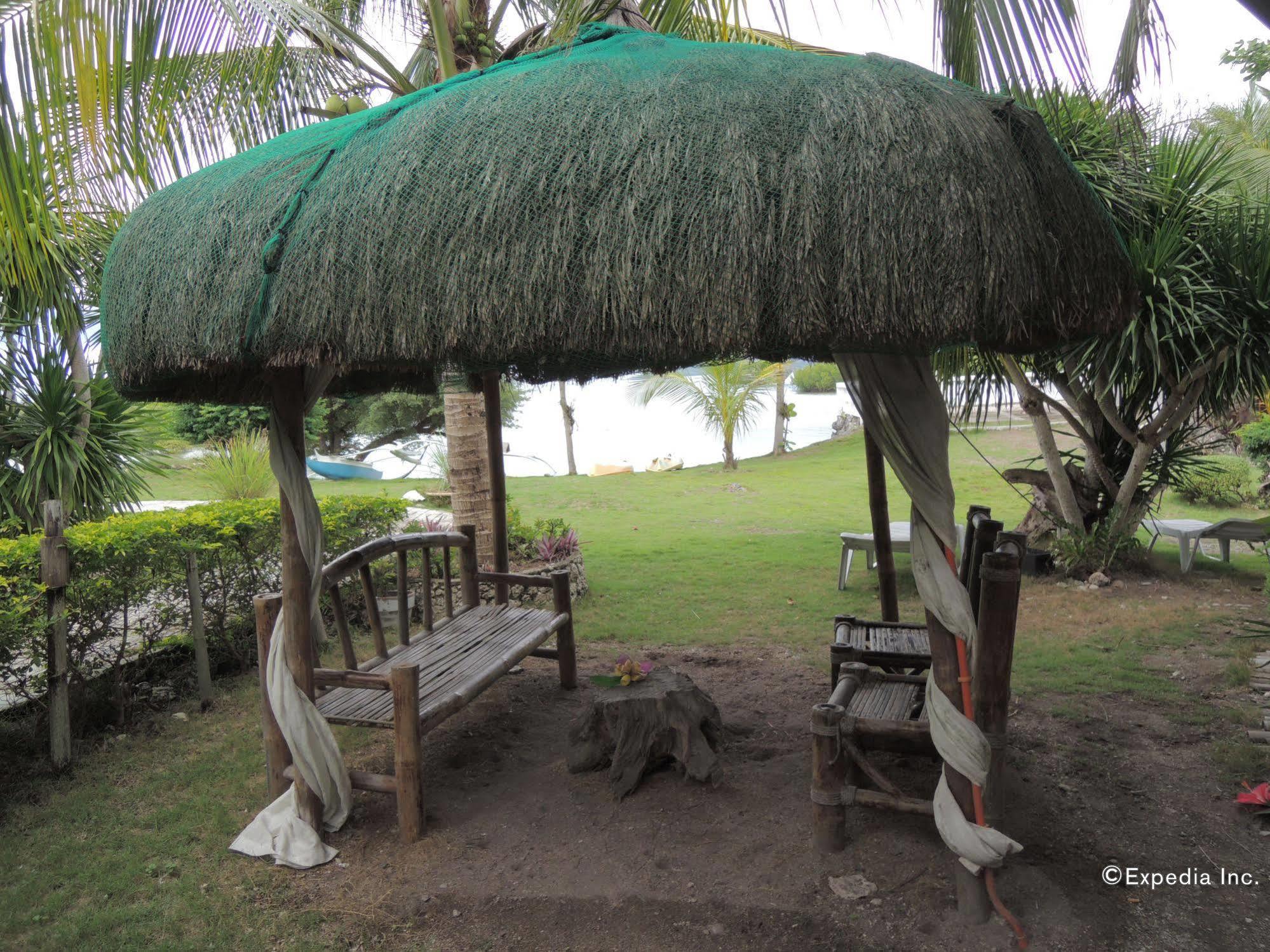 Moalboal Beach Resort Alcantara  Extérieur photo