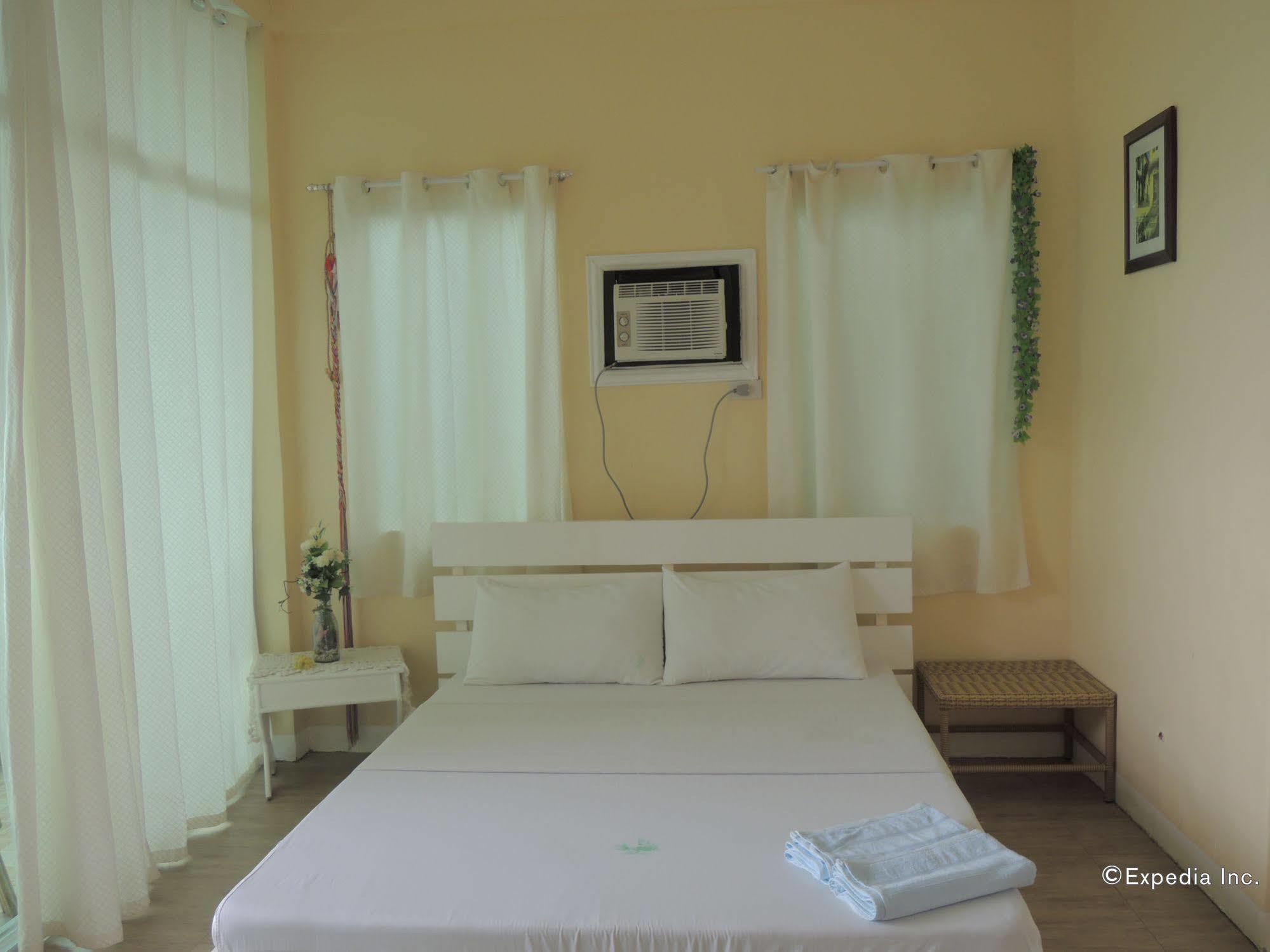Moalboal Beach Resort Alcantara  Extérieur photo