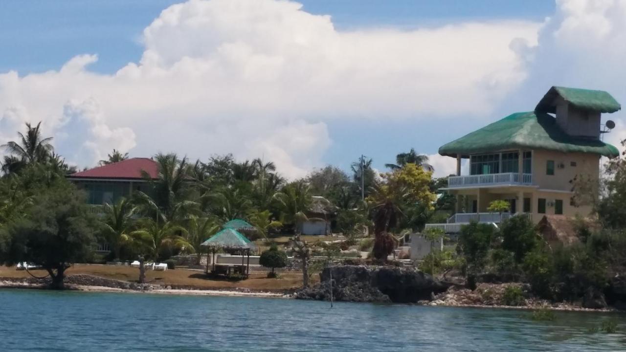 Moalboal Beach Resort Alcantara  Extérieur photo